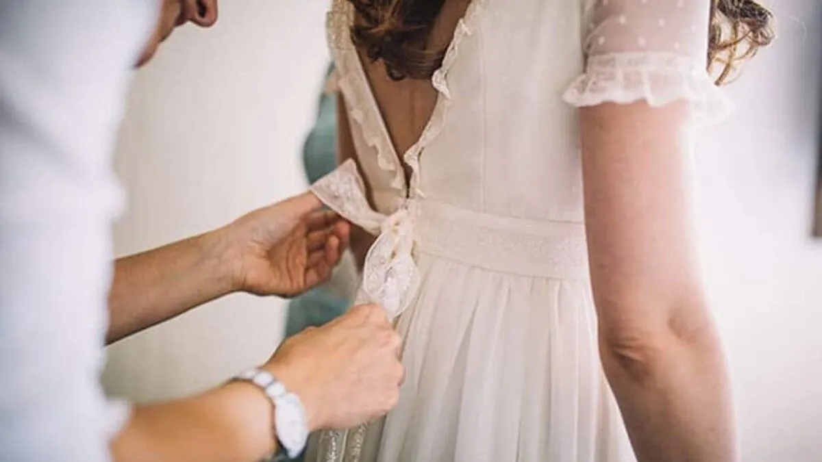 ¿Es malo tirar el vestido de novia? Implicaciones emocionales y alternativas