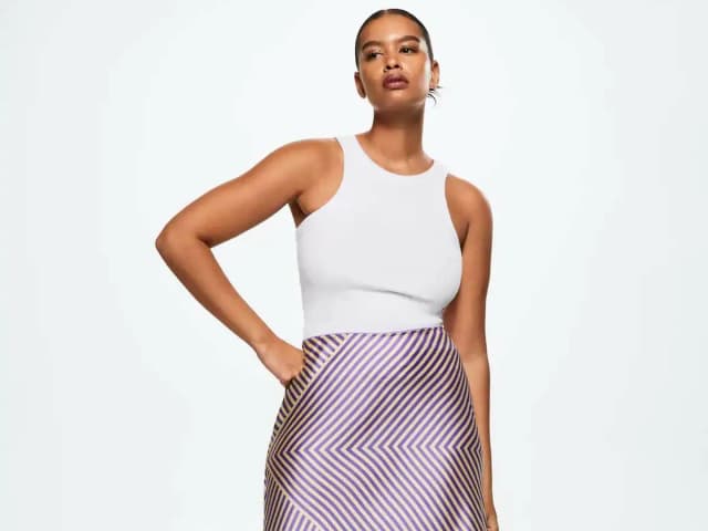 Las faldas midi de Mango que transformarán tu estilo y ocasiones
