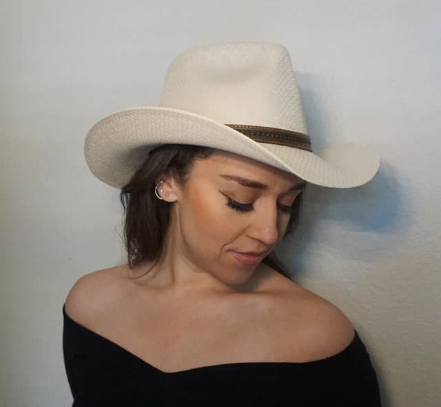 Sombrero vaquera mujer: estilos, materiales y dónde comprarlos